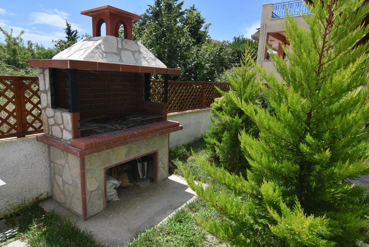 Our Little Paradise ! Nikiti ! Buitenkant foto